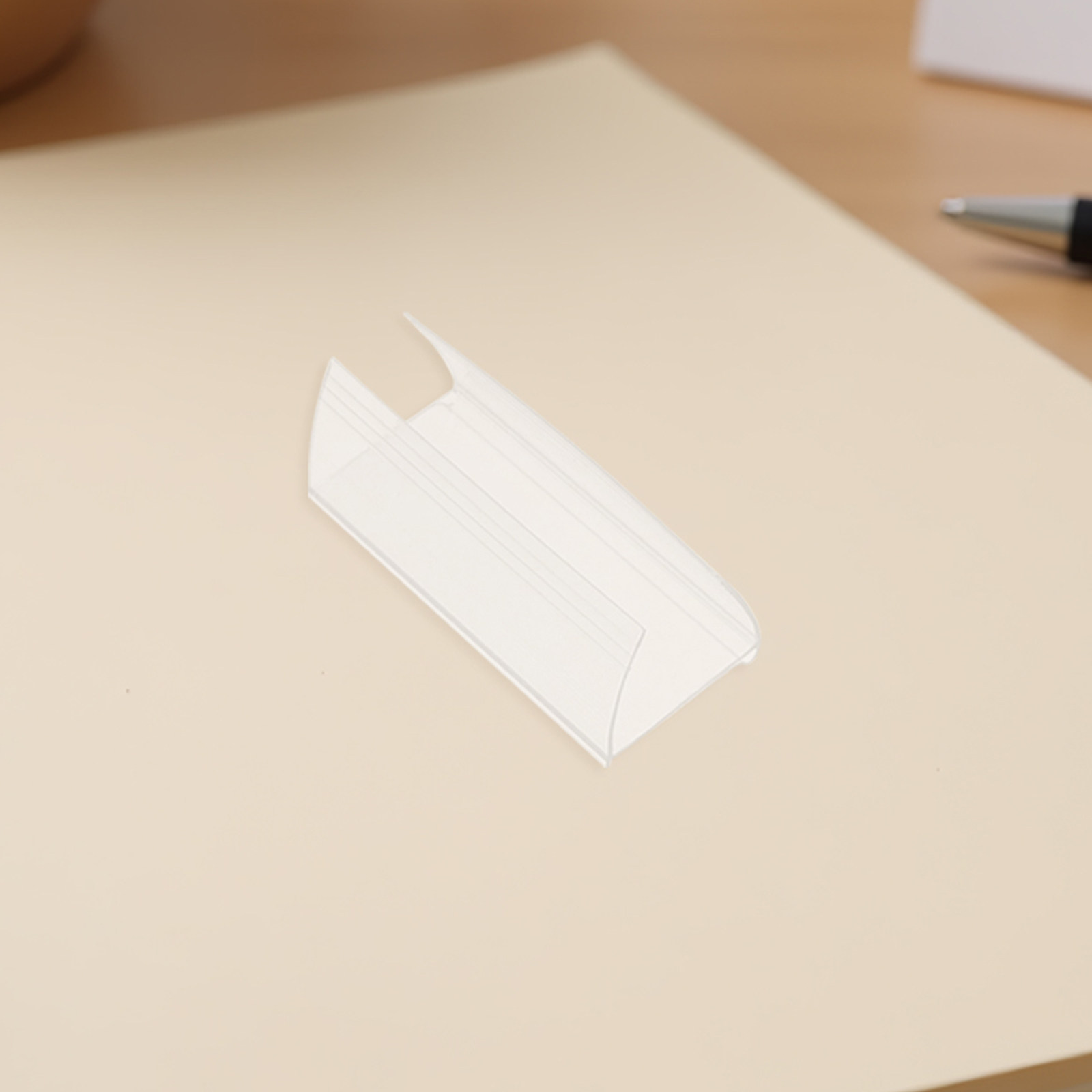 25個入り 透明プラスチック製ネームプレートホルダー 両面タ - Desk Name Plate のレビューと価格