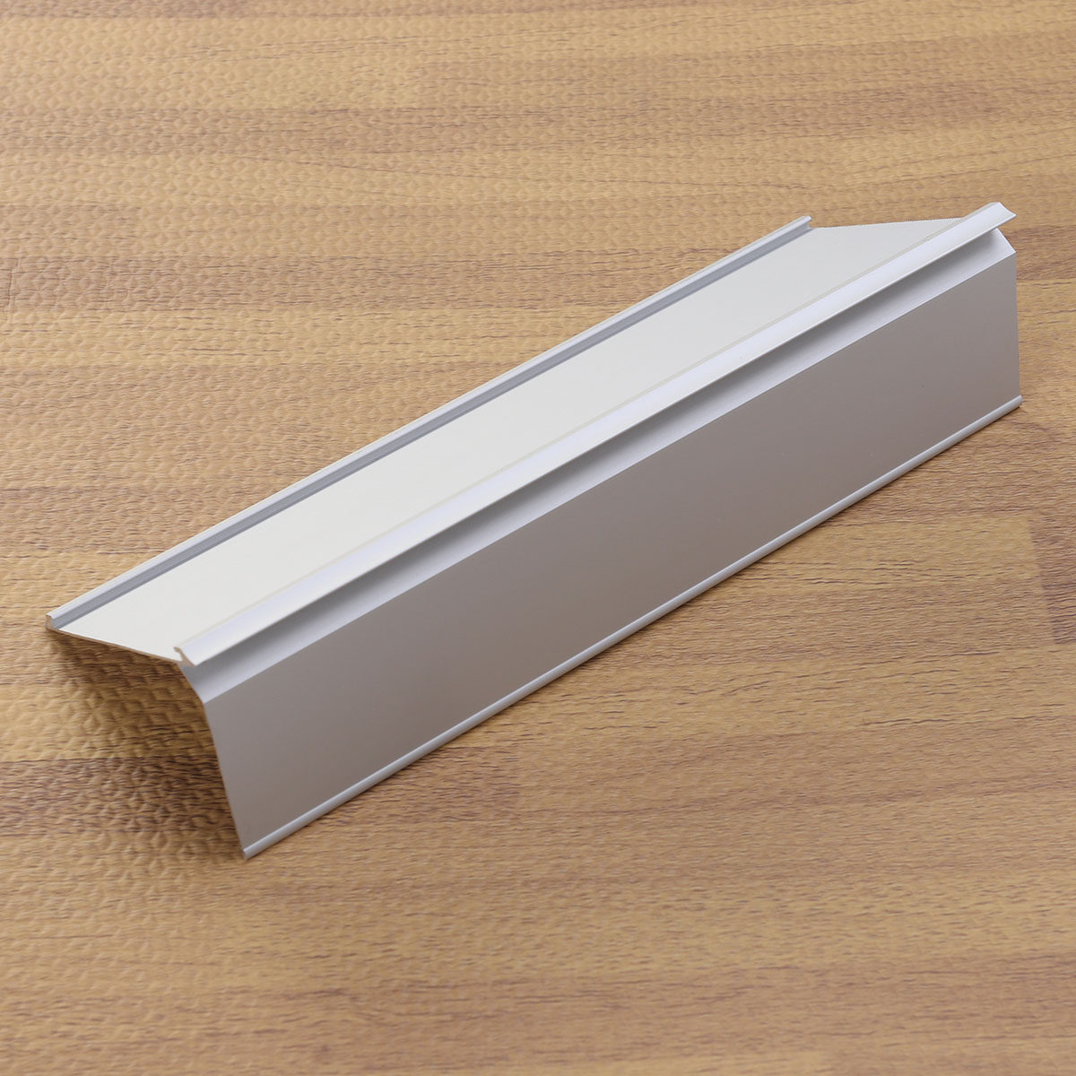 L字型アルミ製名刺ケース、IDカード・クレジットカード用ネー - Desk Name Plate のレビューと価格